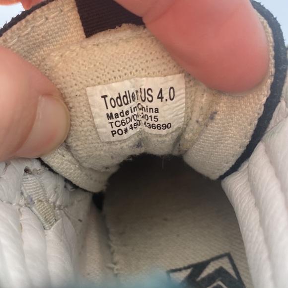 Vans Checkered high top shoes size 4 - Picture 9 of 10